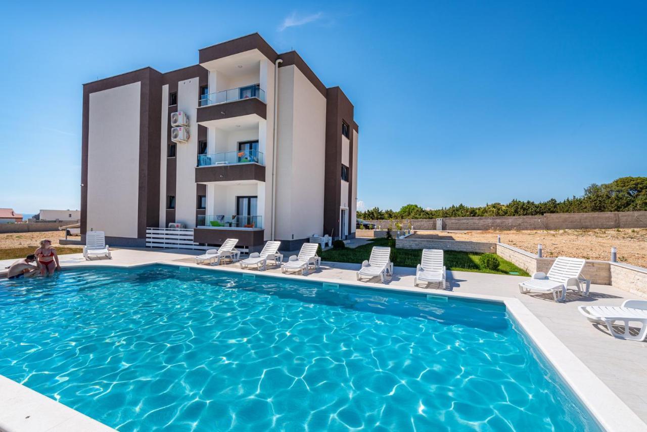 Villa Laura View Novalja Bagian luar foto